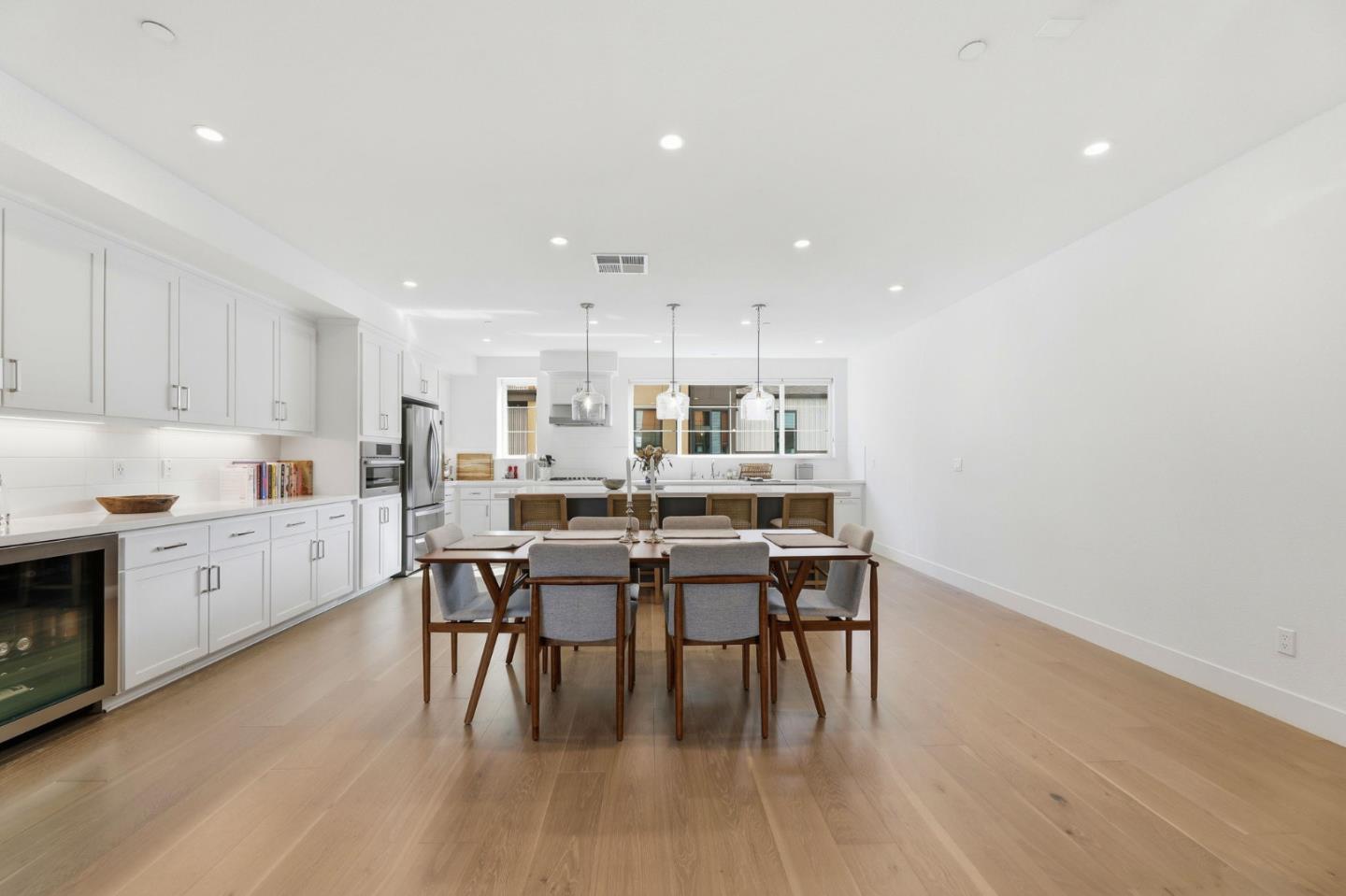 Photo #5: ML82043909 Listing: Photo #5
