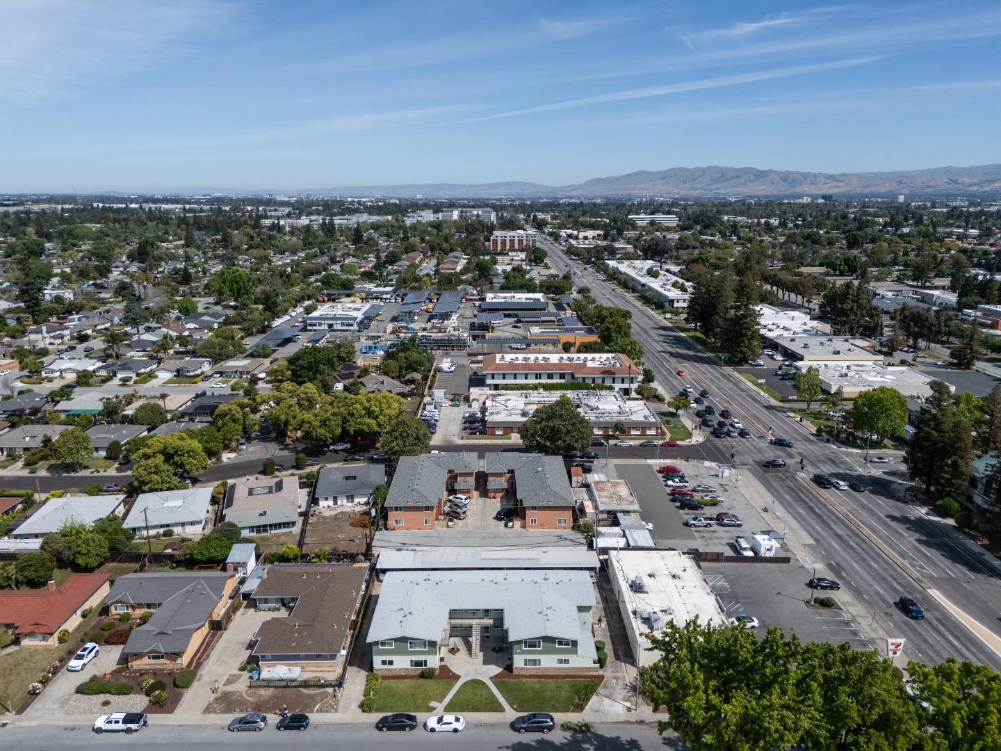 Detail Gallery Image 10 of 20 For 971 Whitethorne Dr, San Jose,  CA 95128 - – Beds | – Baths