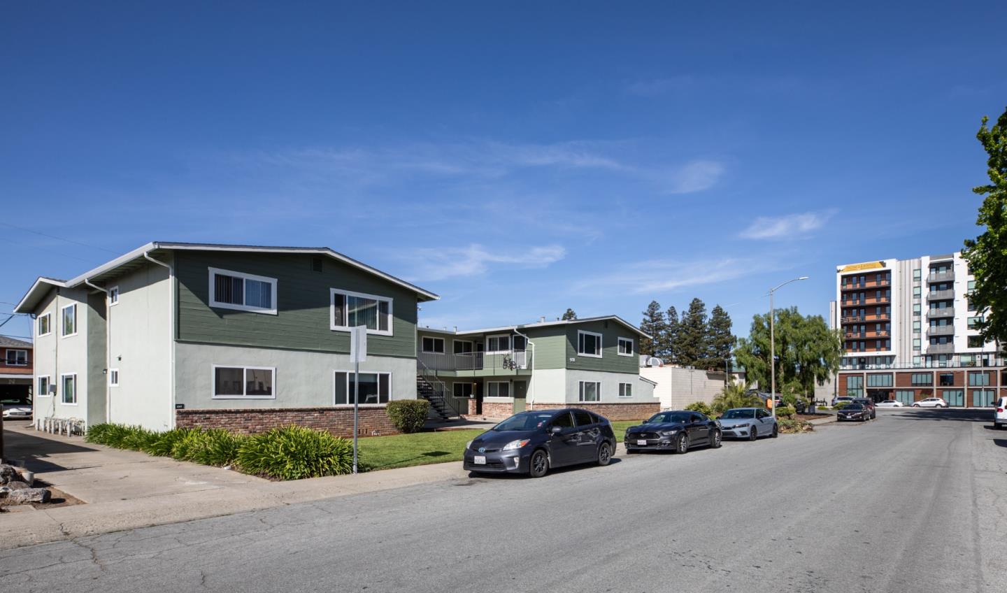 Detail Gallery Image 3 of 20 For 971 Whitethorne Dr, San Jose,  CA 95128 - – Beds | – Baths