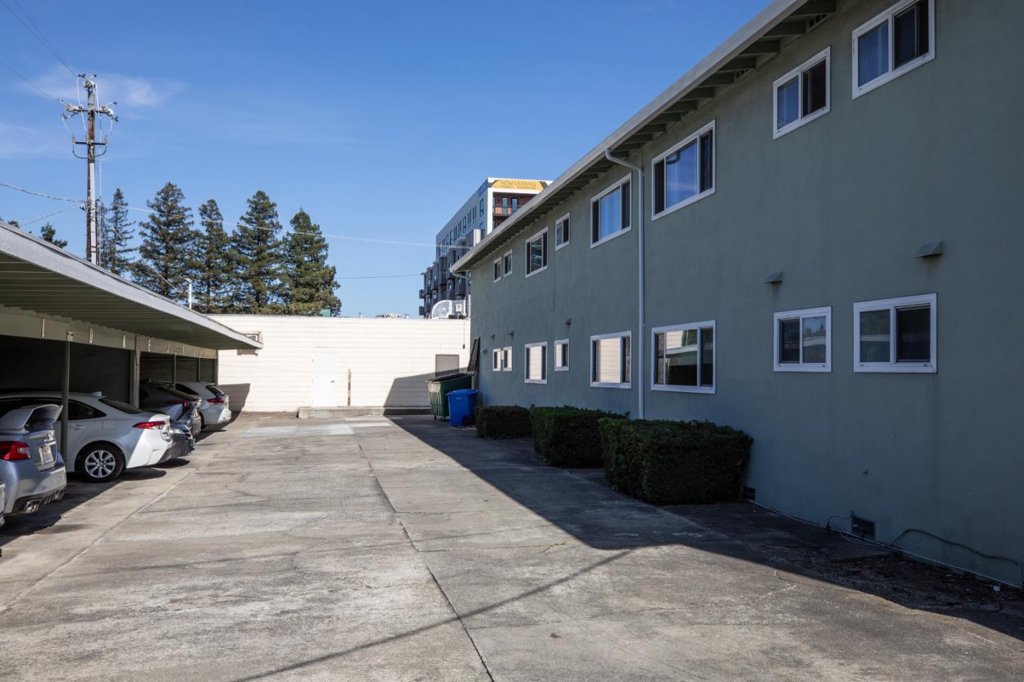 Detail Gallery Image 9 of 20 For 971 Whitethorne Dr, San Jose,  CA 95128 - – Beds | – Baths