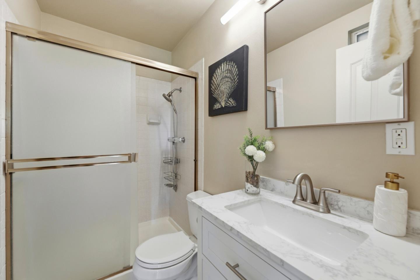 Detail Gallery Image 21 of 36 For 3666 Kirk Rd, San Jose,  CA 95124 - 3 Beds | 2 Baths