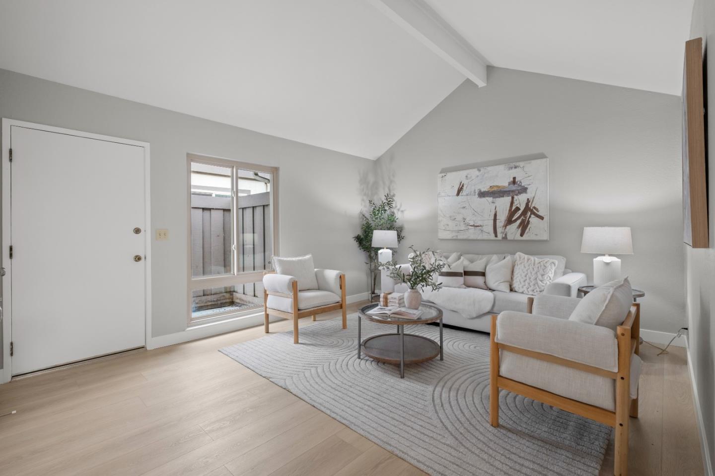 Photo #2: ML82043915 Listing: Photo #2