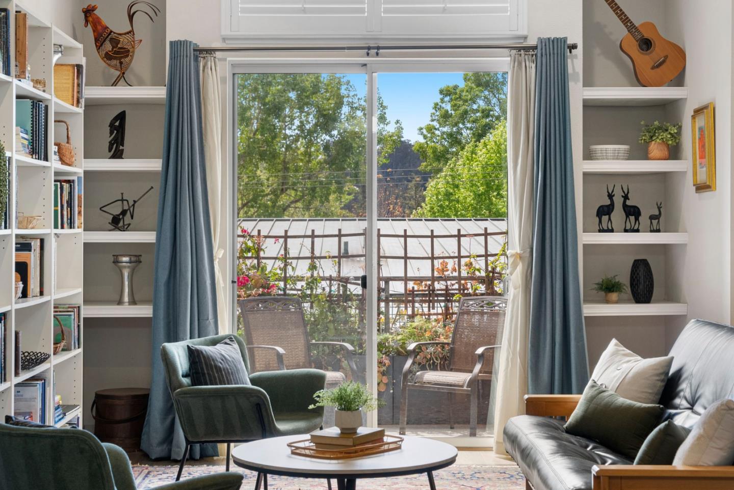 Detail Gallery Image 10 of 42 For 101 Jewell St #8,  Santa Cruz,  CA 95060 - 2 Beds | 2/1 Baths