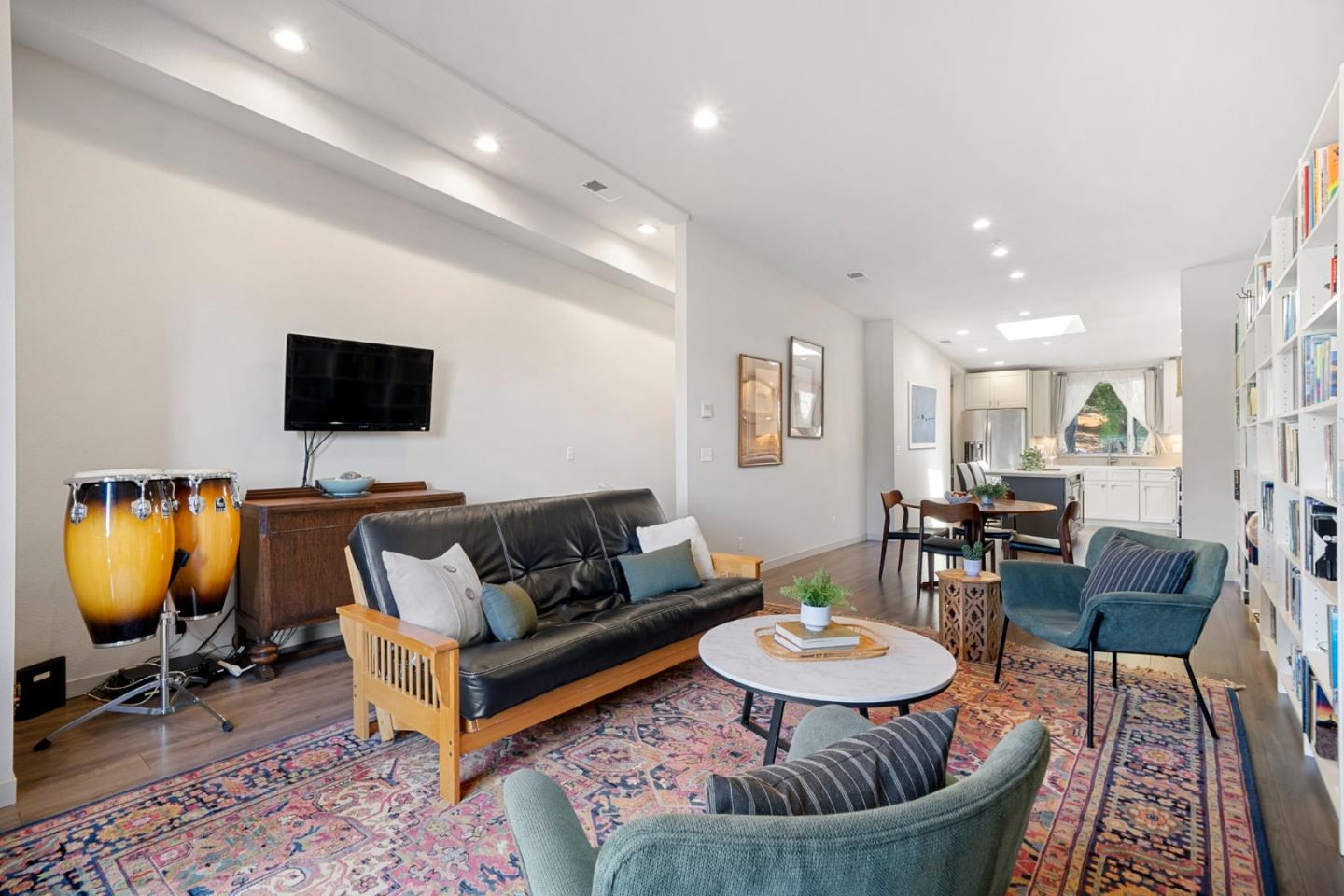 Detail Gallery Image 11 of 42 For 101 Jewell St #8,  Santa Cruz,  CA 95060 - 2 Beds | 2/1 Baths