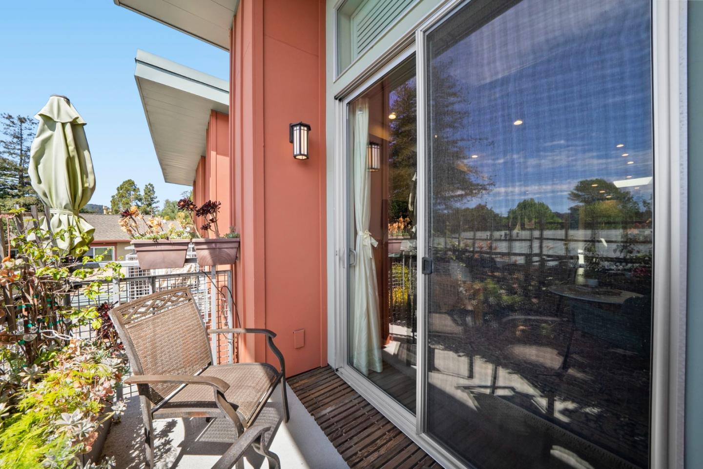Detail Gallery Image 13 of 42 For 101 Jewell St #8,  Santa Cruz,  CA 95060 - 2 Beds | 2/1 Baths