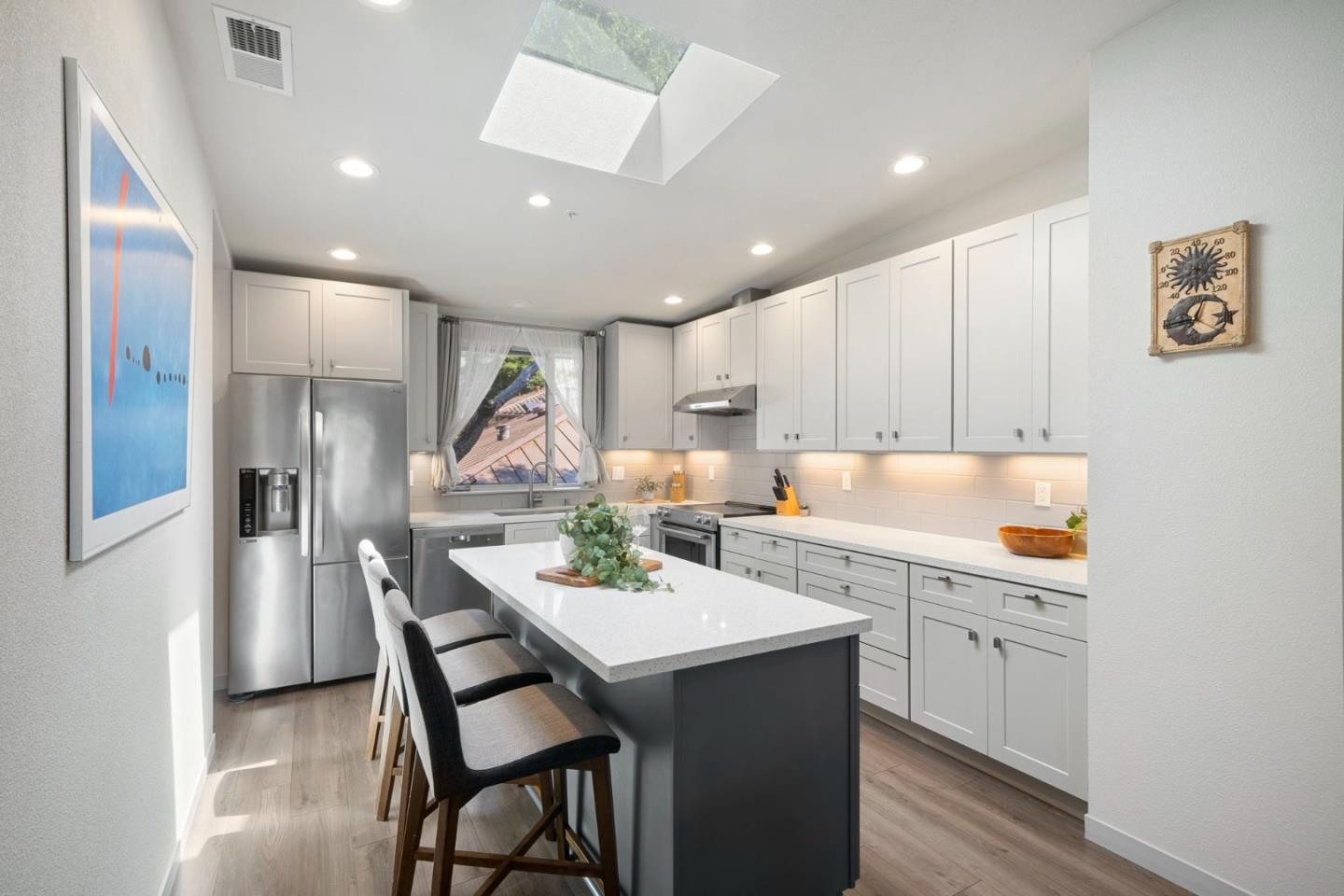 Detail Gallery Image 18 of 42 For 101 Jewell St #8,  Santa Cruz,  CA 95060 - 2 Beds | 2/1 Baths