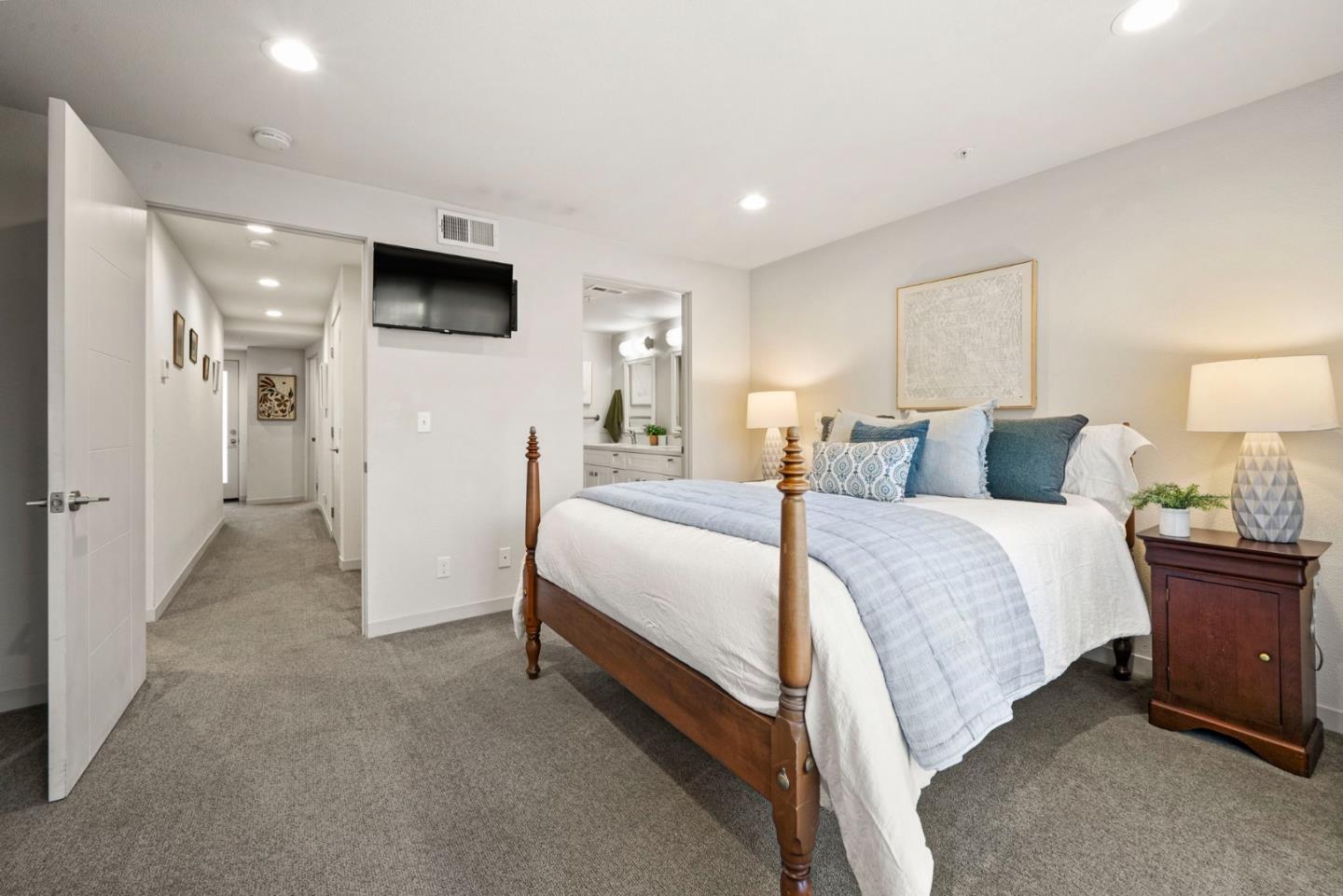 Detail Gallery Image 30 of 42 For 101 Jewell St #8,  Santa Cruz,  CA 95060 - 2 Beds | 2/1 Baths