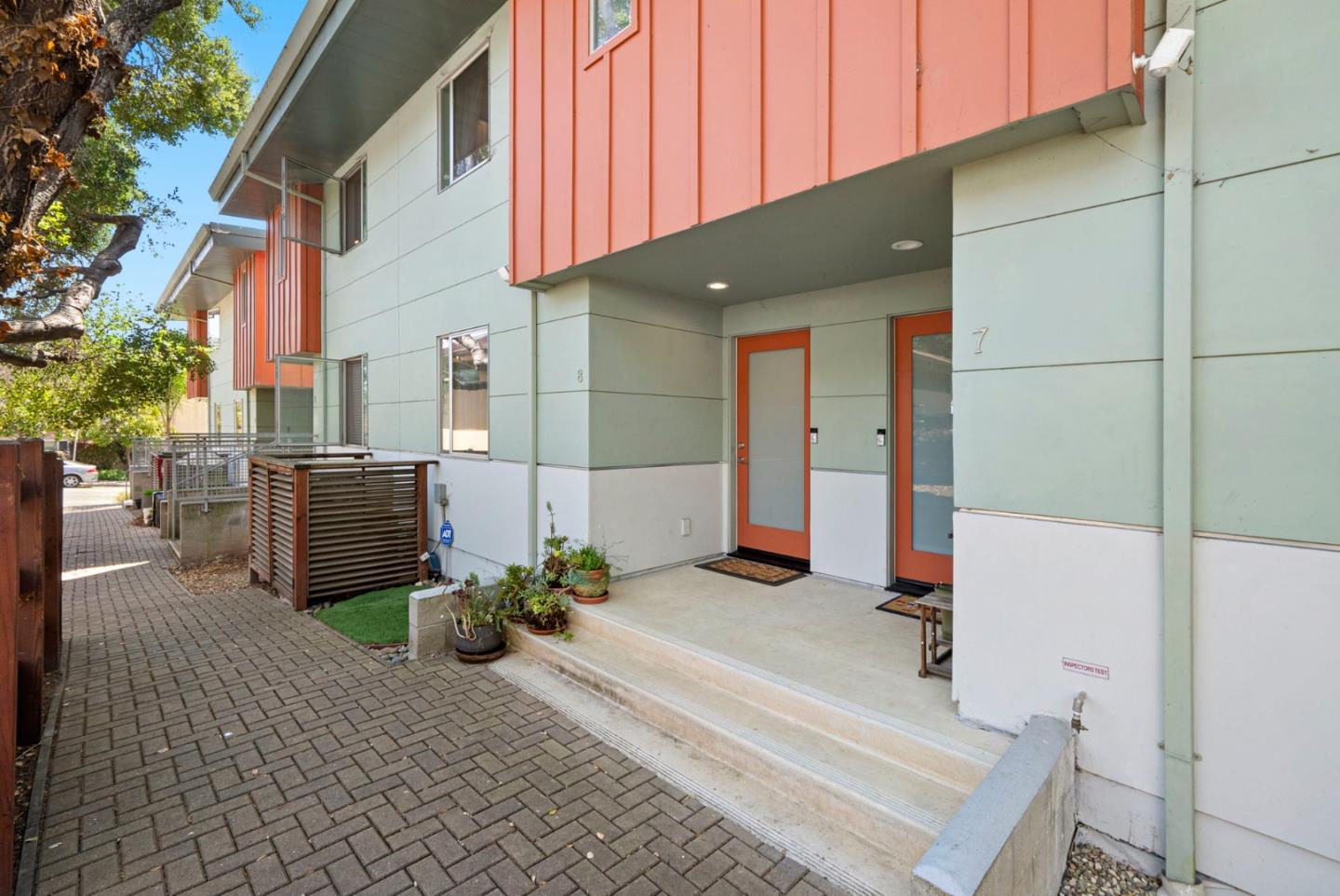 Detail Gallery Image 5 of 42 For 101 Jewell St #8,  Santa Cruz,  CA 95060 - 2 Beds | 2/1 Baths