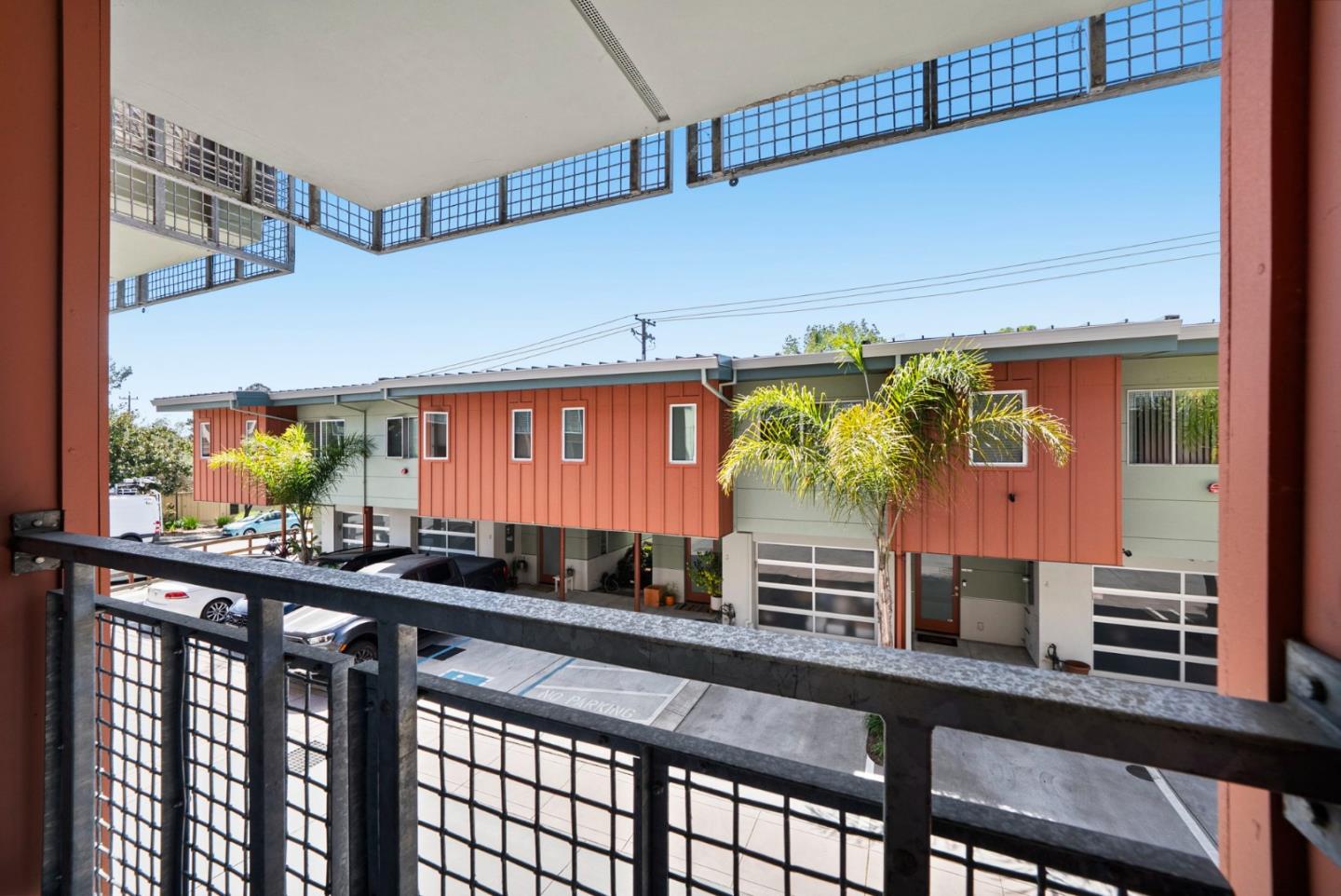 Detail Gallery Image 6 of 42 For 101 Jewell St #8,  Santa Cruz,  CA 95060 - 2 Beds | 2/1 Baths