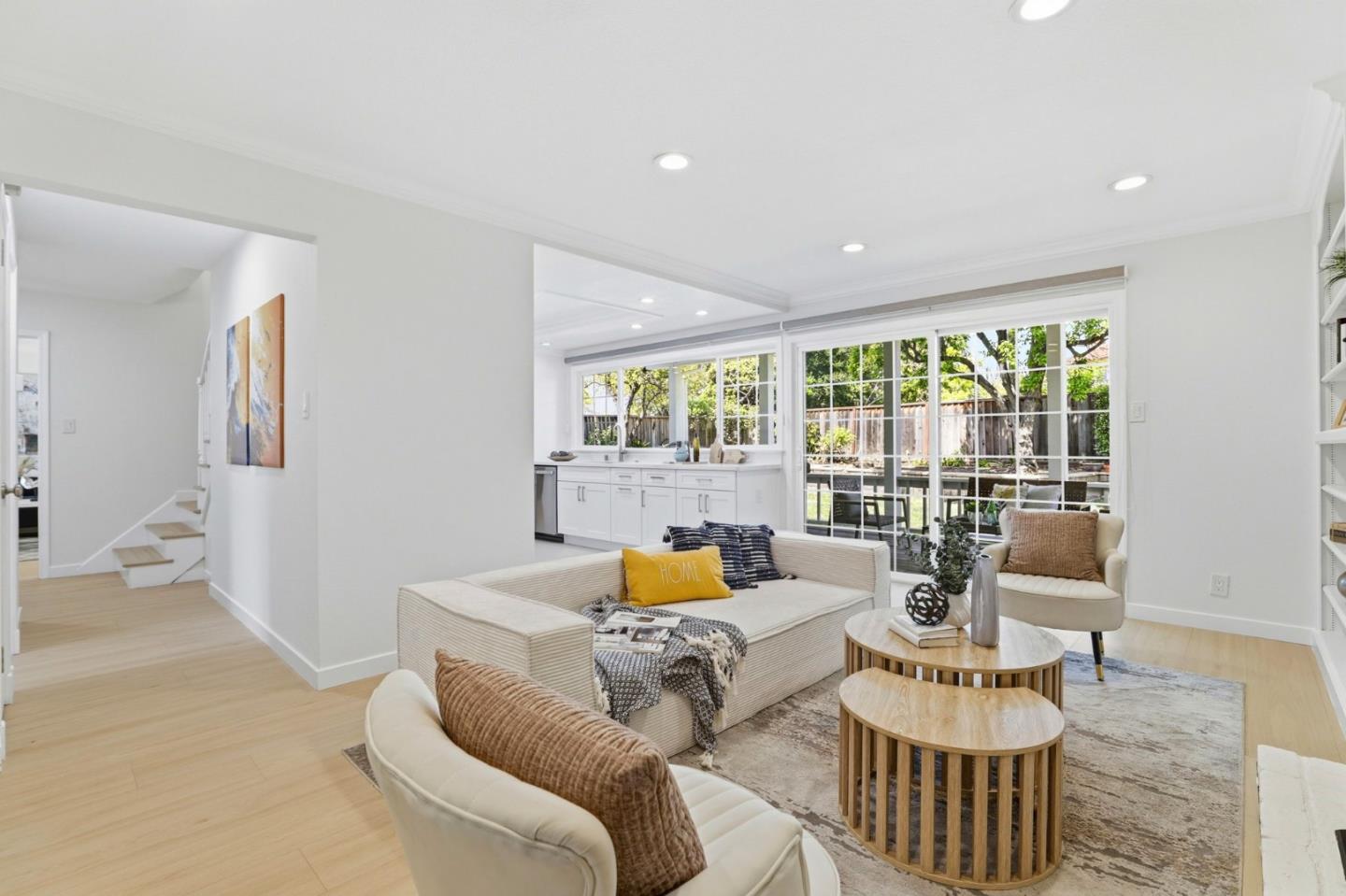 Detail Gallery Image 12 of 56 For 1934 Junewood Ave, San Jose,  CA 95132 - 5 Beds | 2/1 Baths