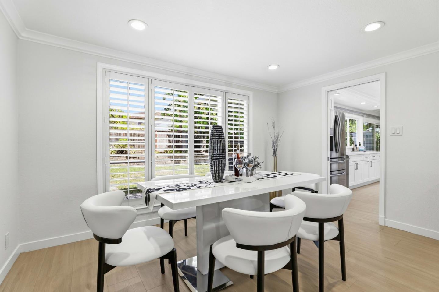 Detail Gallery Image 18 of 56 For 1934 Junewood Ave, San Jose,  CA 95132 - 5 Beds | 2/1 Baths