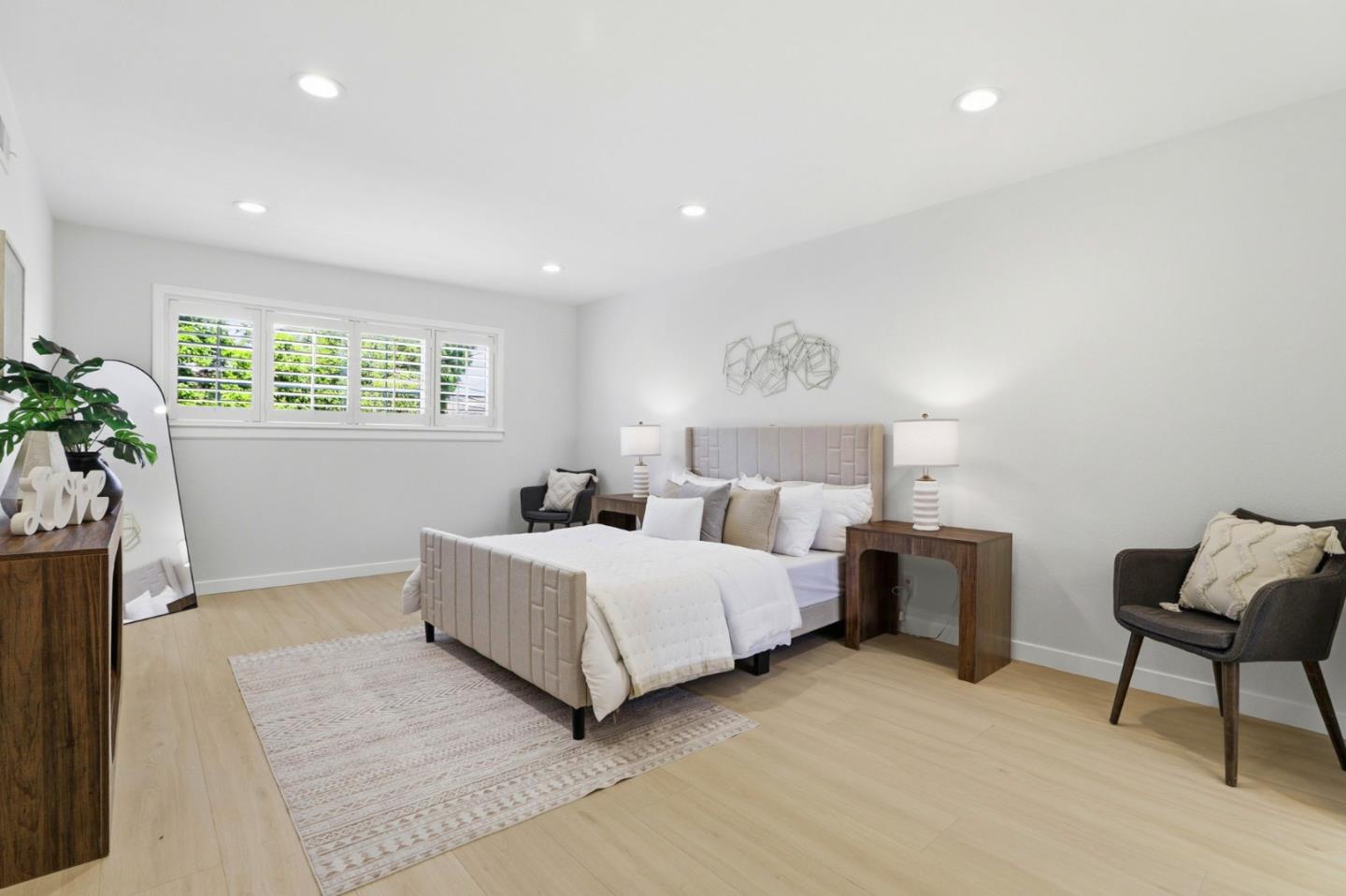 Detail Gallery Image 21 of 56 For 1934 Junewood Ave, San Jose,  CA 95132 - 5 Beds | 2/1 Baths