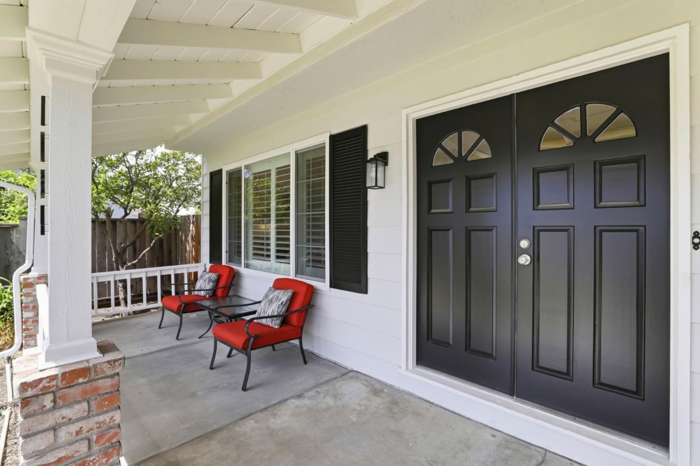 Detail Gallery Image 6 of 56 For 1934 Junewood Ave, San Jose,  CA 95132 - 5 Beds | 2/1 Baths