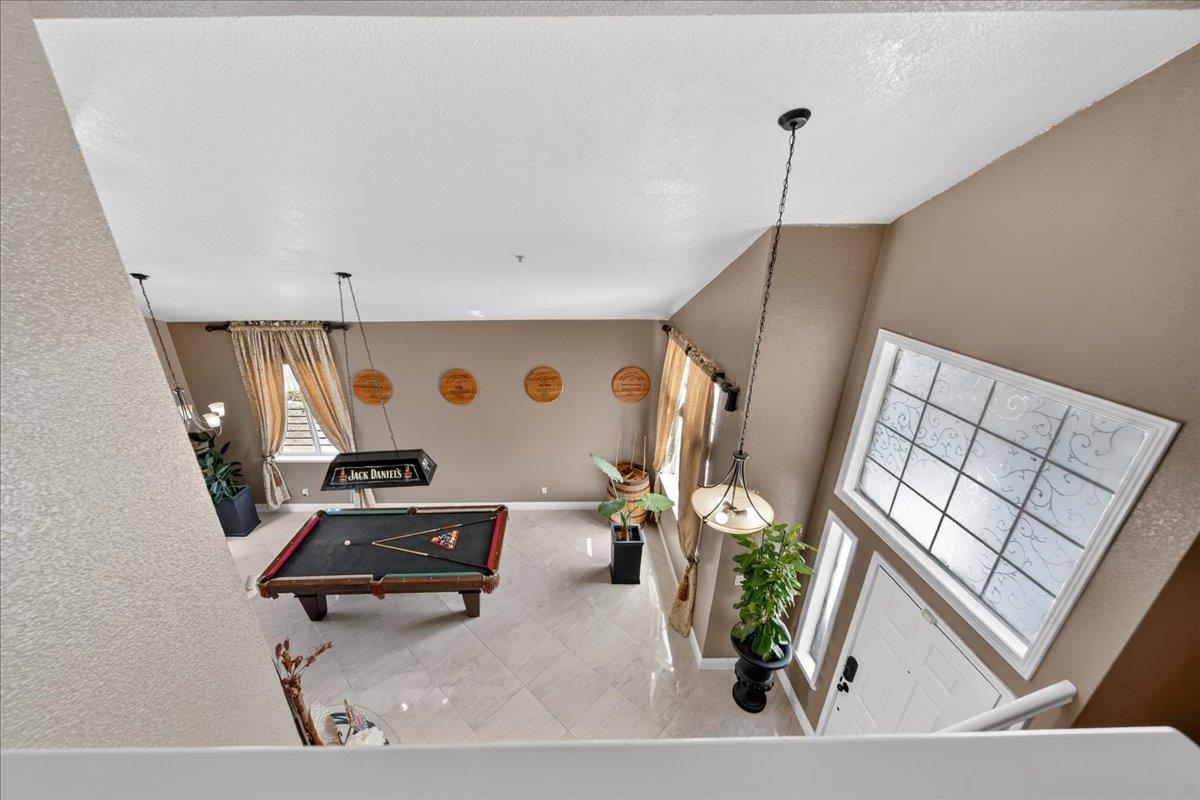 Detail Gallery Image 10 of 60 For 1413 Burgundy Way, Gonzales,  CA 93926 - 5 Beds | 3 Baths