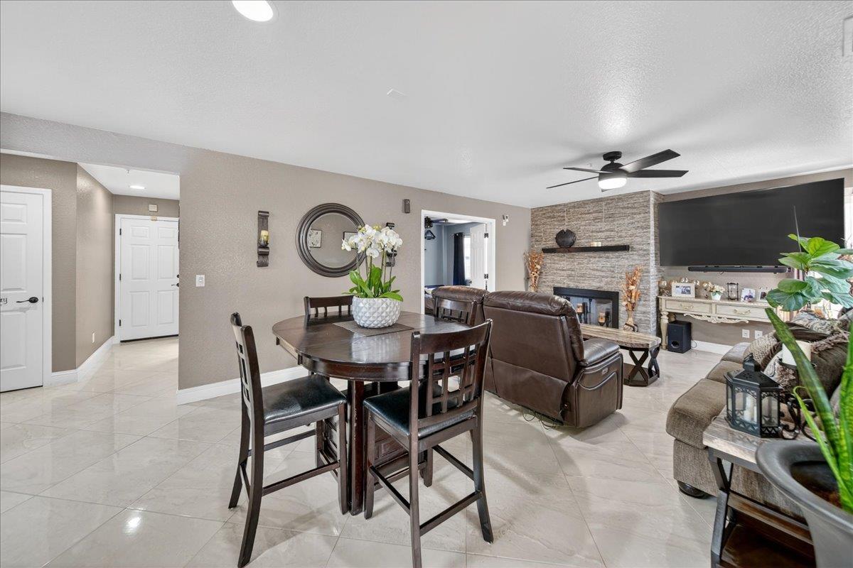 Detail Gallery Image 16 of 60 For 1413 Burgundy Way, Gonzales,  CA 93926 - 5 Beds | 3 Baths