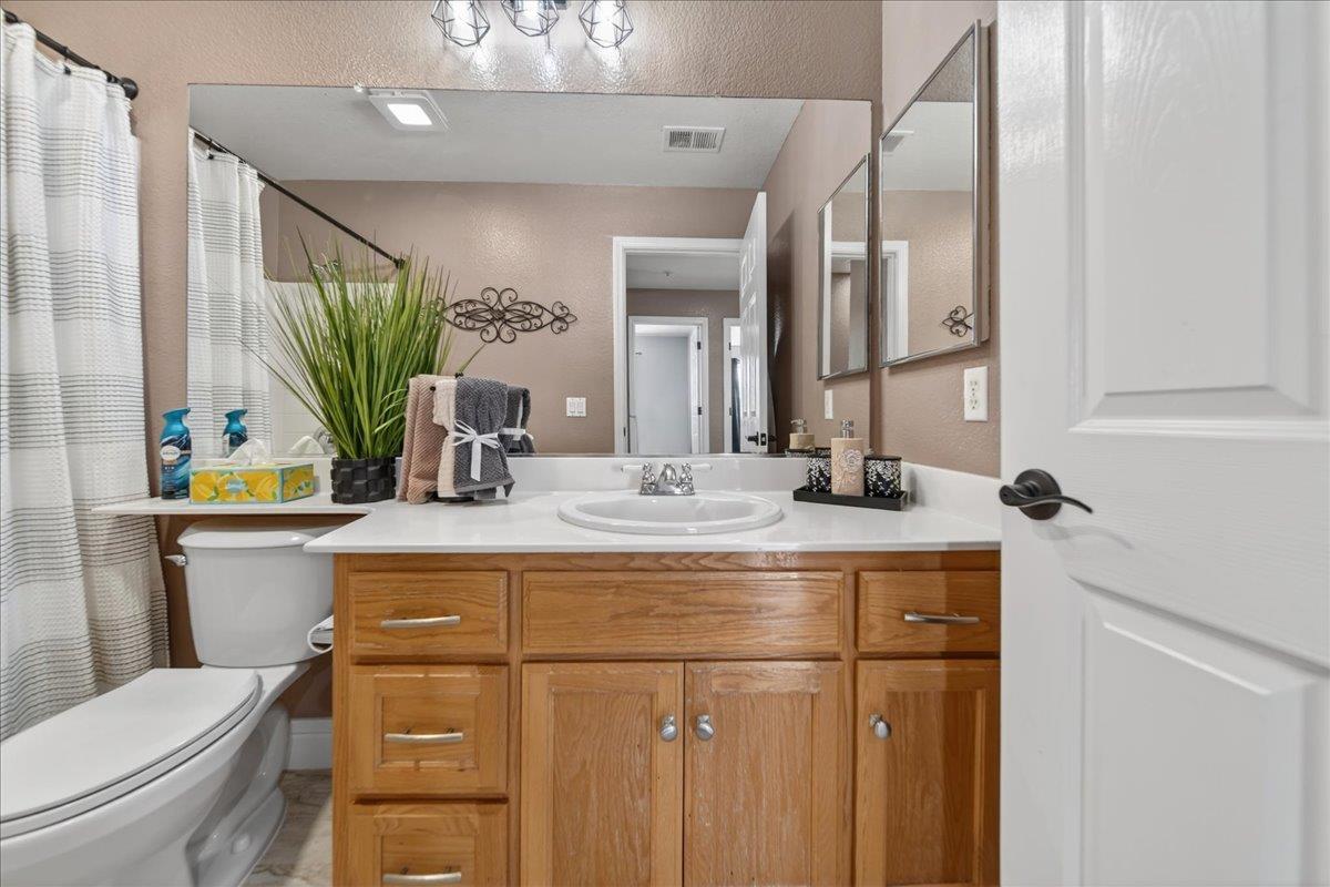 Detail Gallery Image 38 of 60 For 1413 Burgundy Way, Gonzales,  CA 93926 - 5 Beds | 3 Baths