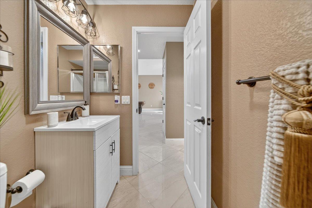 Detail Gallery Image 47 of 60 For 1413 Burgundy Way, Gonzales,  CA 93926 - 5 Beds | 3 Baths