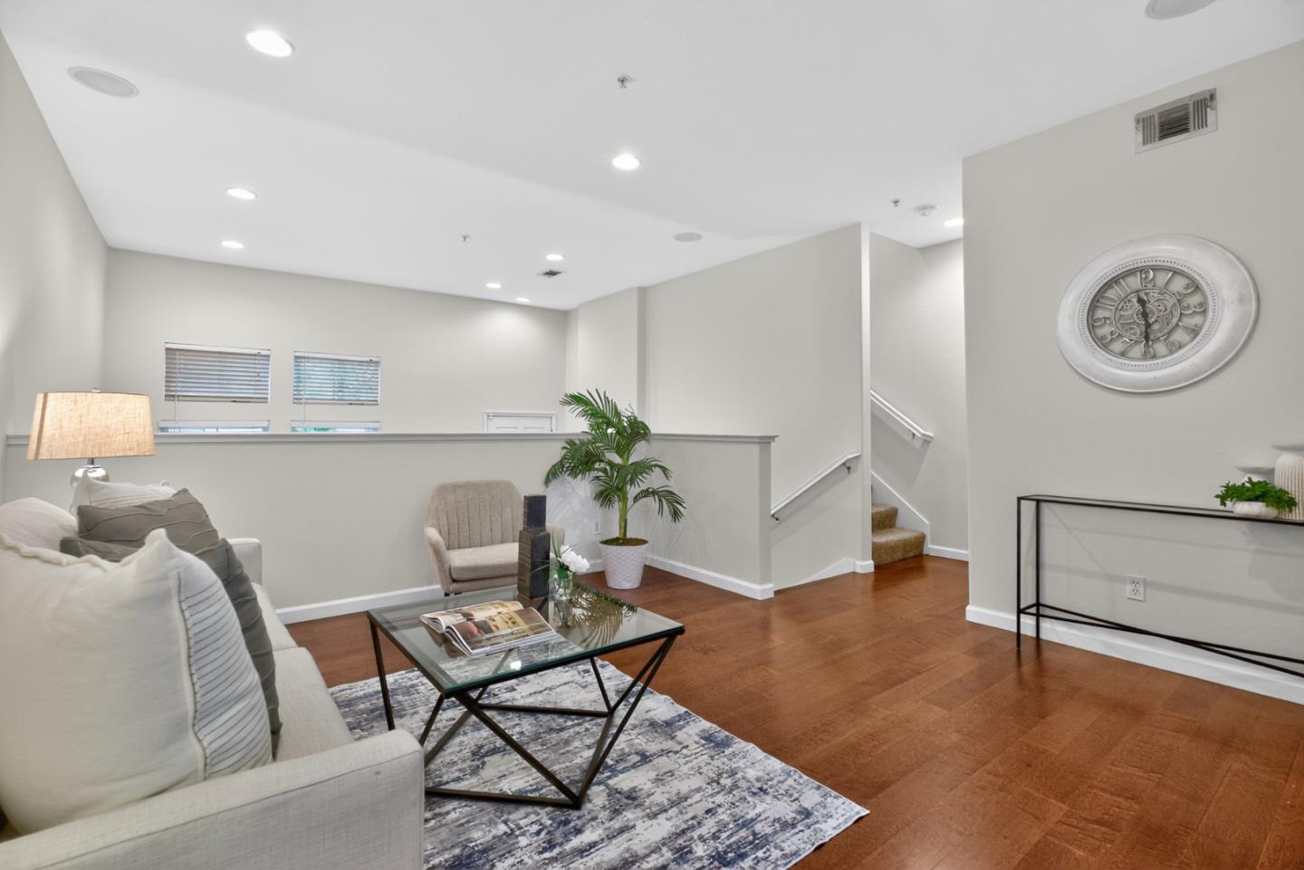 Detail Gallery Image 10 of 37 For 390 Olive Hill Dr, San Jose,  CA 95125 - 2 Beds | 2/1 Baths