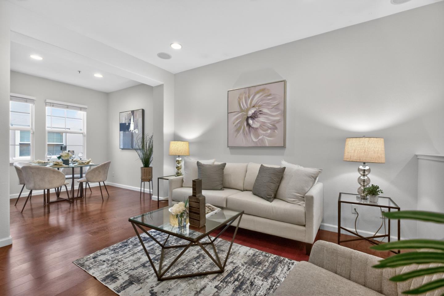 Detail Gallery Image 12 of 37 For 390 Olive Hill Dr, San Jose,  CA 95125 - 2 Beds | 2/1 Baths