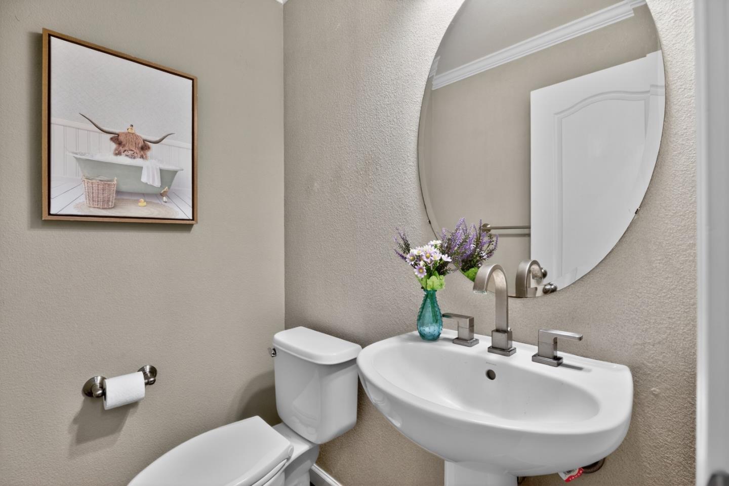 Detail Gallery Image 13 of 37 For 390 Olive Hill Dr, San Jose,  CA 95125 - 2 Beds | 2/1 Baths