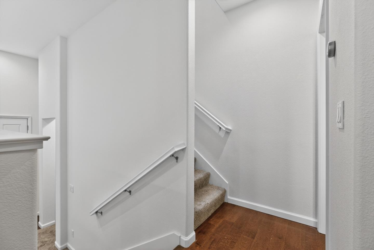 Detail Gallery Image 21 of 37 For 390 Olive Hill Dr, San Jose,  CA 95125 - 2 Beds | 2/1 Baths