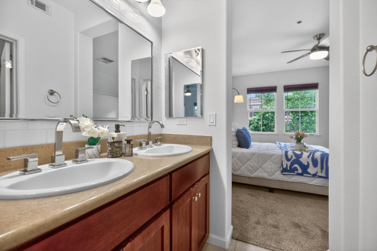 Detail Gallery Image 25 of 37 For 390 Olive Hill Dr, San Jose,  CA 95125 - 2 Beds | 2/1 Baths