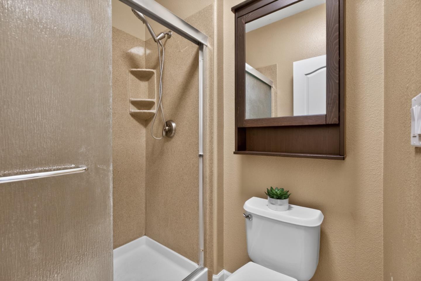 Detail Gallery Image 31 of 37 For 390 Olive Hill Dr, San Jose,  CA 95125 - 2 Beds | 2/1 Baths