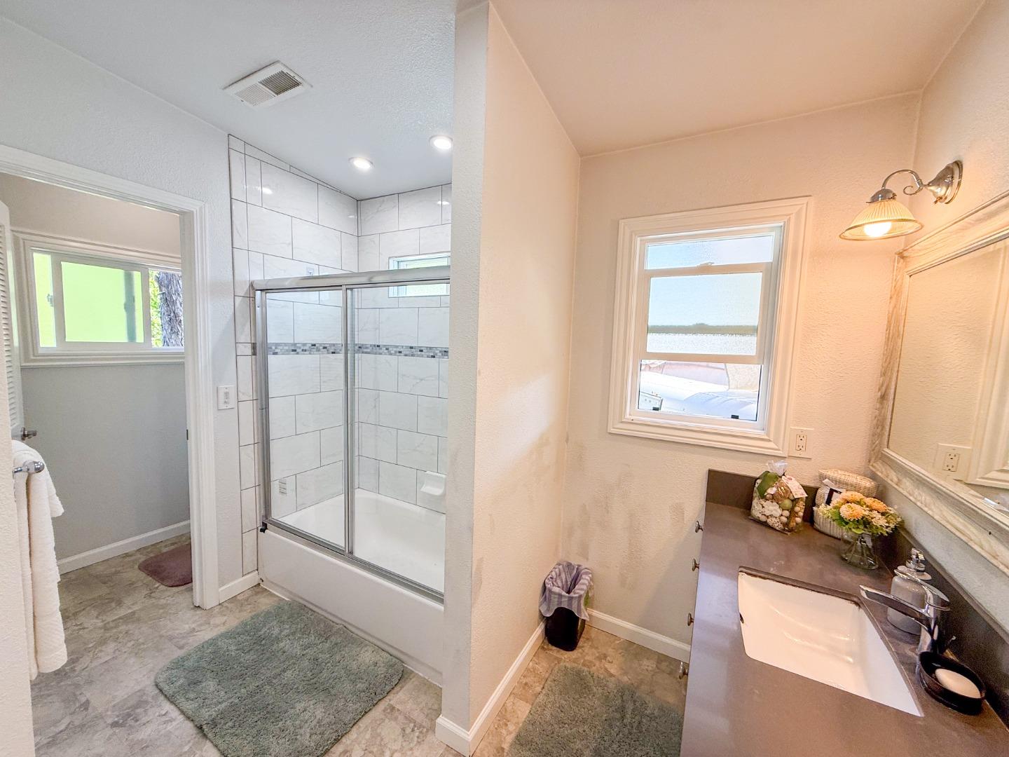 Detail Gallery Image 11 of 21 For 6130 Monterey #22,  San Jose,  CA 95138 - 3 Beds | 2 Baths