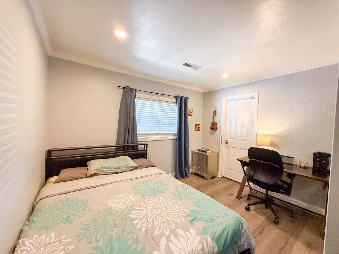 Detail Gallery Image 7 of 21 For 6130 Monterey #22,  San Jose,  CA 95138 - 3 Beds | 2 Baths