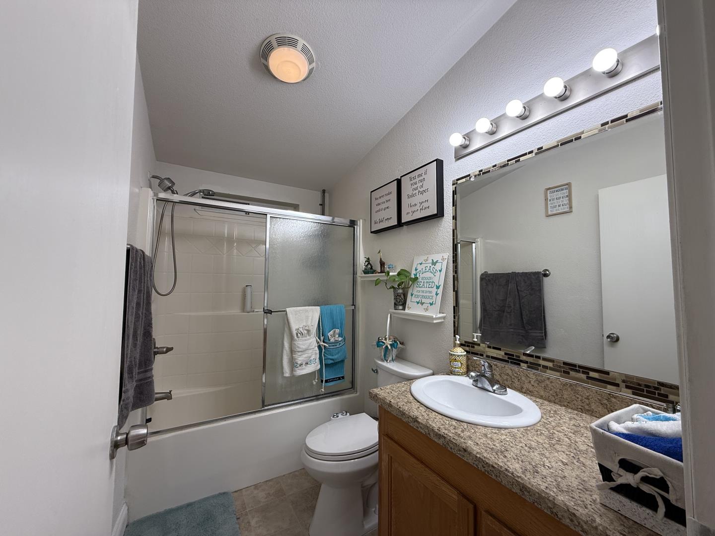 Detail Gallery Image 3 of 11 For 205 Manitoba Ter #205,  Fremont,  CA 94538 - 5 Beds | 3 Baths