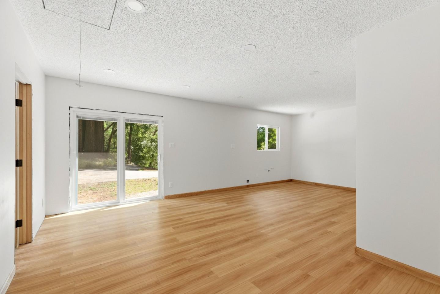 Detail Gallery Image 13 of 32 For 1460 Tucker Rd, Scotts Valley,  CA 95066 - 4 Beds | 2 Baths