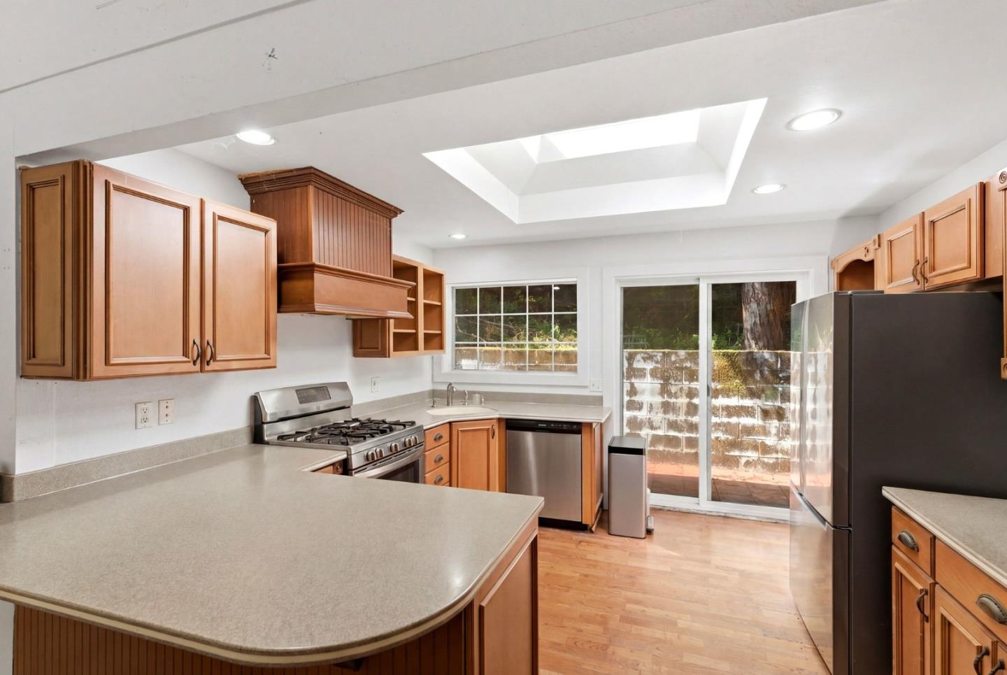 Detail Gallery Image 5 of 32 For 1460 Tucker Rd, Scotts Valley,  CA 95066 - 4 Beds | 2 Baths