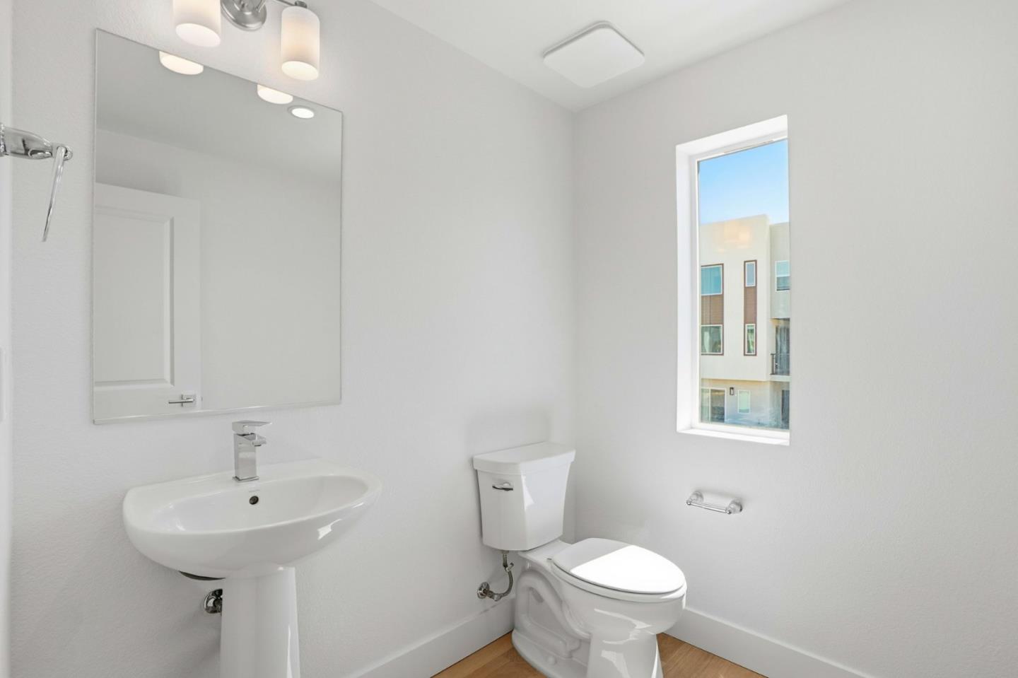 Detail Gallery Image 20 of 24 For 6002 Sunglow Ter, San Ramon,  CA 94583 - 3 Beds | 2/1 Baths