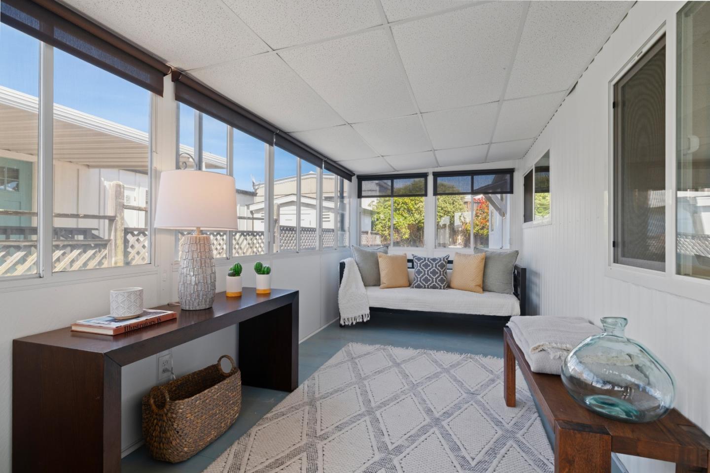 Detail Gallery Image 2 of 17 For 10 Lighthouse Rd #10,  Half Moon Bay,  CA 94019 - 2 Beds | 1 Baths