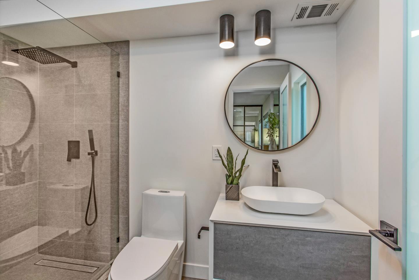 Detail Gallery Image 24 of 37 For 1240 Colonial Oaks Dr, Los Altos,  CA 94024 - 4 Beds | 3/1 Baths