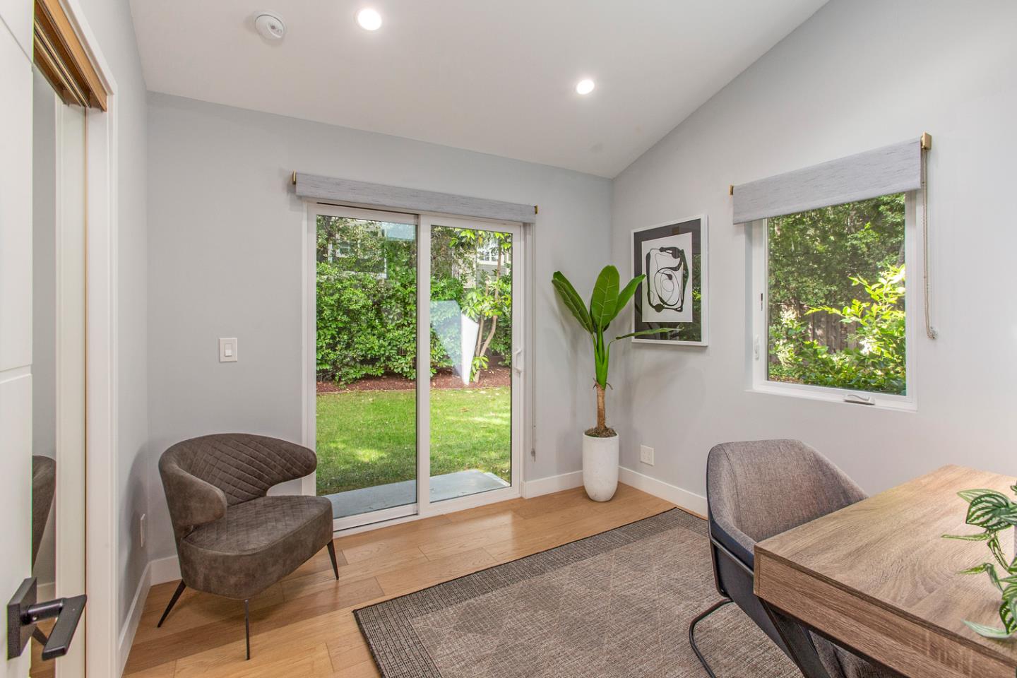 Detail Gallery Image 26 of 37 For 1240 Colonial Oaks Dr, Los Altos,  CA 94024 - 4 Beds | 3/1 Baths