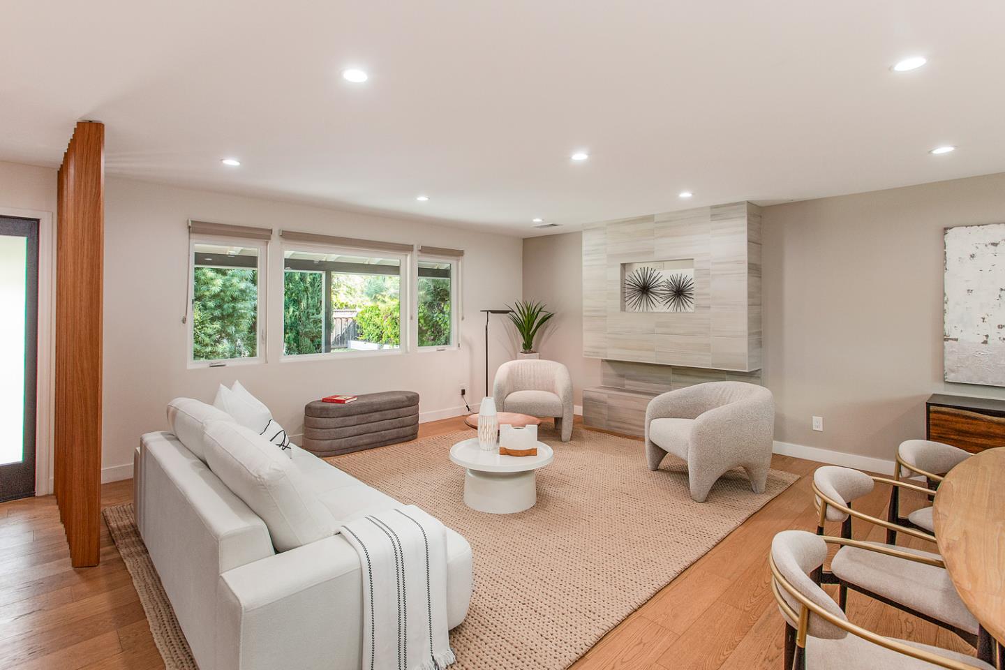 Detail Gallery Image 4 of 37 For 1240 Colonial Oaks Dr, Los Altos,  CA 94024 - 4 Beds | 3/1 Baths