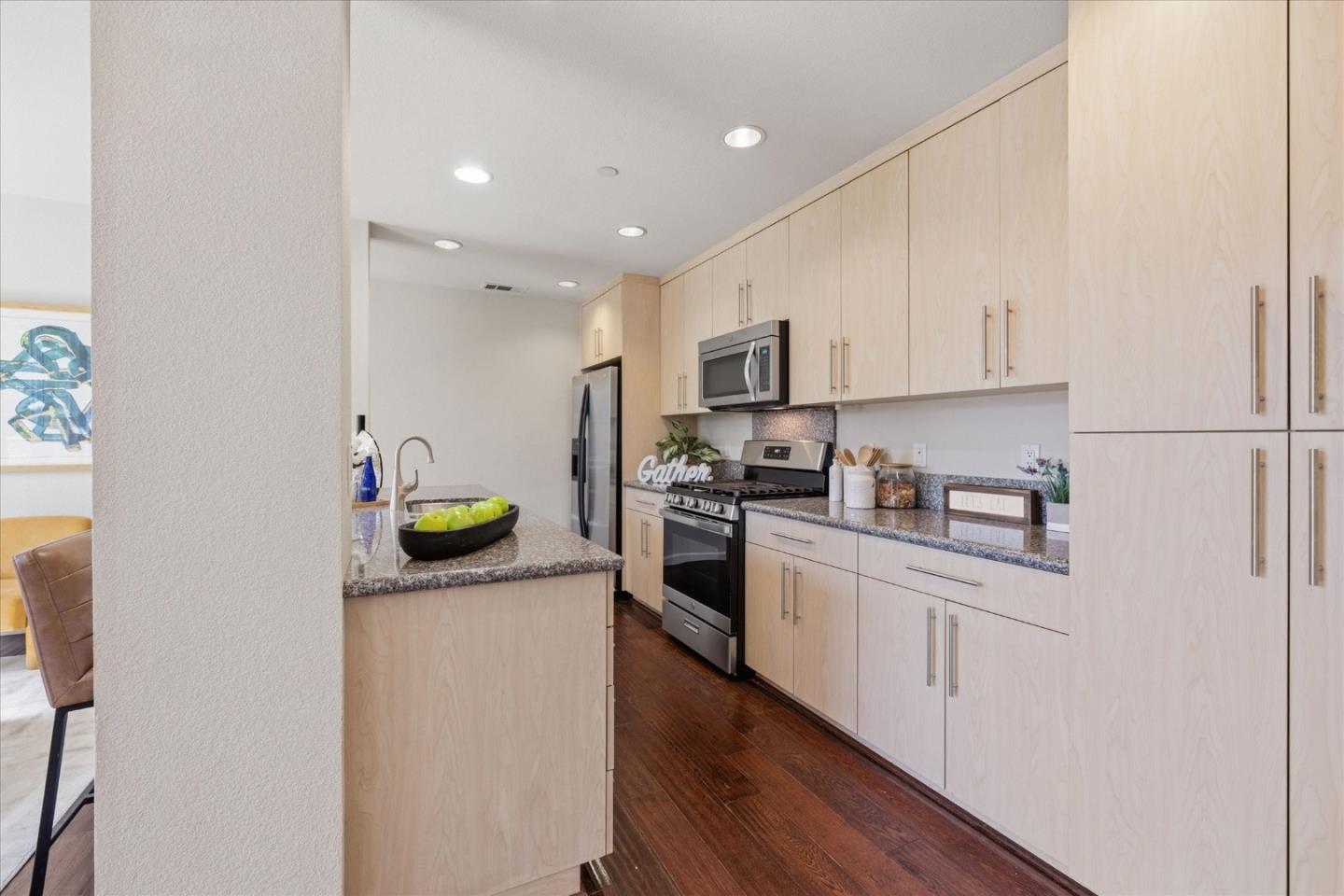 Photo #12: ML82043938 Listing: Photo #12