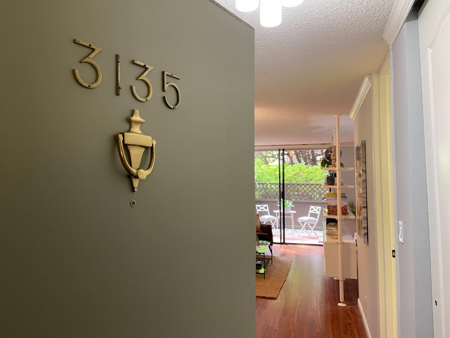 Front Image Thumbnail for ML82043940