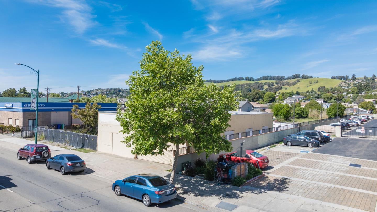 Detail Gallery Image 4 of 26 For 15950 E 14th St, San Leandro,  CA 94578 - – Beds | – Baths