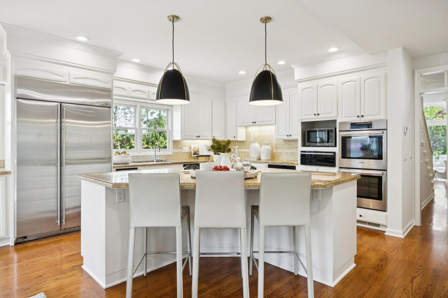 Detail Gallery Image 16 of 36 For 151 Lowell Ave, Palo Alto,  CA 94301 - 5 Beds | 4/1 Baths