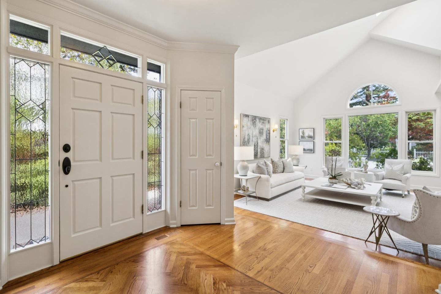 Detail Gallery Image 4 of 36 For 151 Lowell Ave, Palo Alto,  CA 94301 - 5 Beds | 4/1 Baths