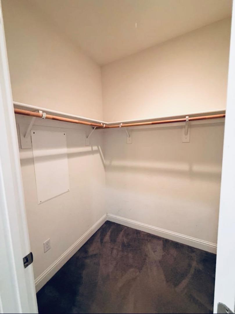 Detail Gallery Image 12 of 22 For 401 Ellicott Loop, San Jose,  CA 95123 - 4 Beds | 3/1 Baths