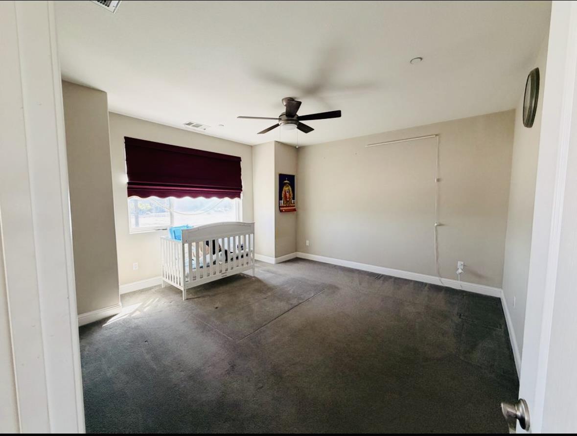 Detail Gallery Image 14 of 22 For 401 Ellicott Loop, San Jose,  CA 95123 - 4 Beds | 3/1 Baths