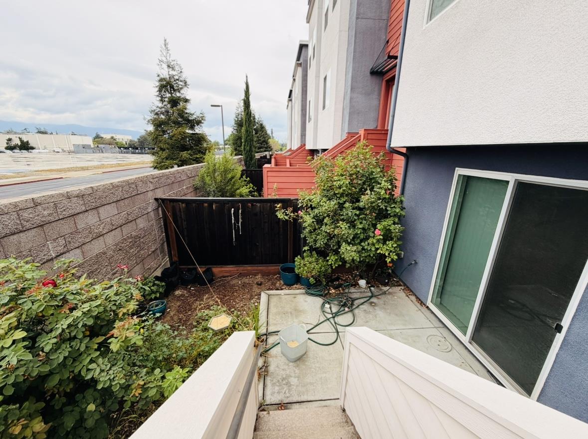 Detail Gallery Image 22 of 22 For 401 Ellicott Loop, San Jose,  CA 95123 - 4 Beds | 3/1 Baths