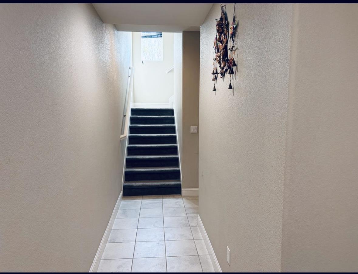 Detail Gallery Image 3 of 22 For 401 Ellicott Loop, San Jose,  CA 95123 - 4 Beds | 3/1 Baths