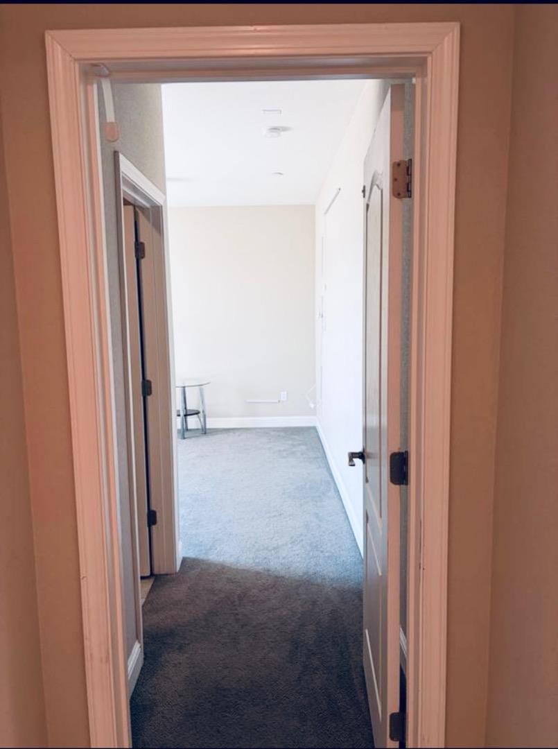 Detail Gallery Image 9 of 22 For 401 Ellicott Loop, San Jose,  CA 95123 - 4 Beds | 3/1 Baths