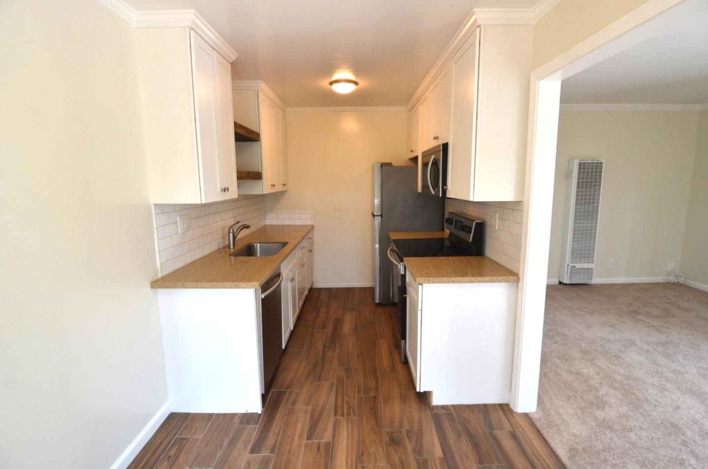 Detail Gallery Image 16 of 27 For 1164 Clinton St, Redwood City,  CA 94061 - – Beds | – Baths