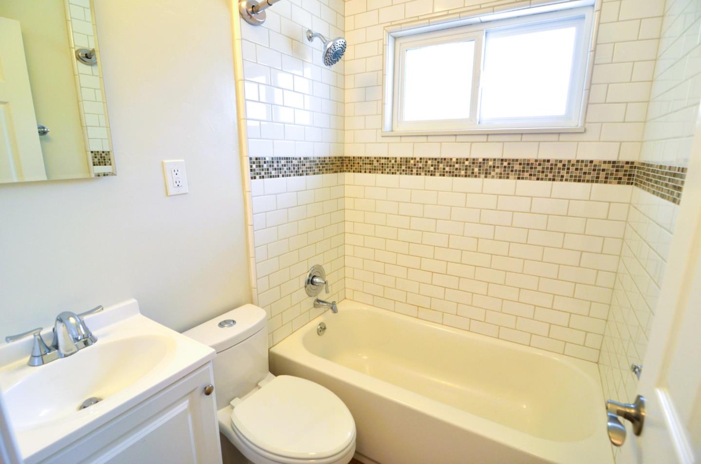 Detail Gallery Image 19 of 27 For 1164 Clinton St, Redwood City,  CA 94061 - – Beds | – Baths