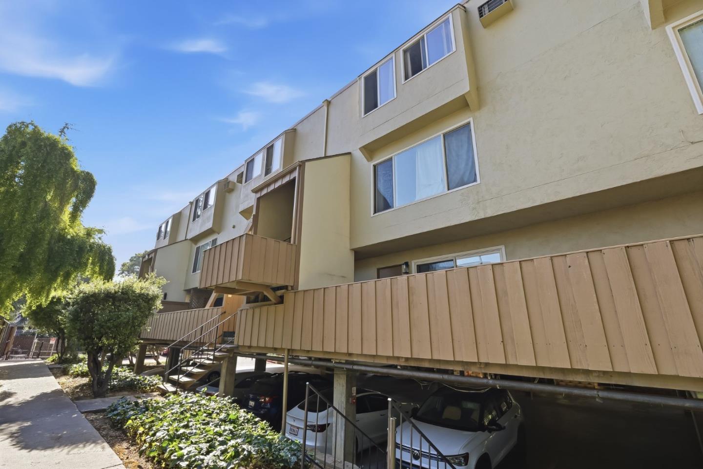 Photo #2: ML82043962 Listing: Photo #2